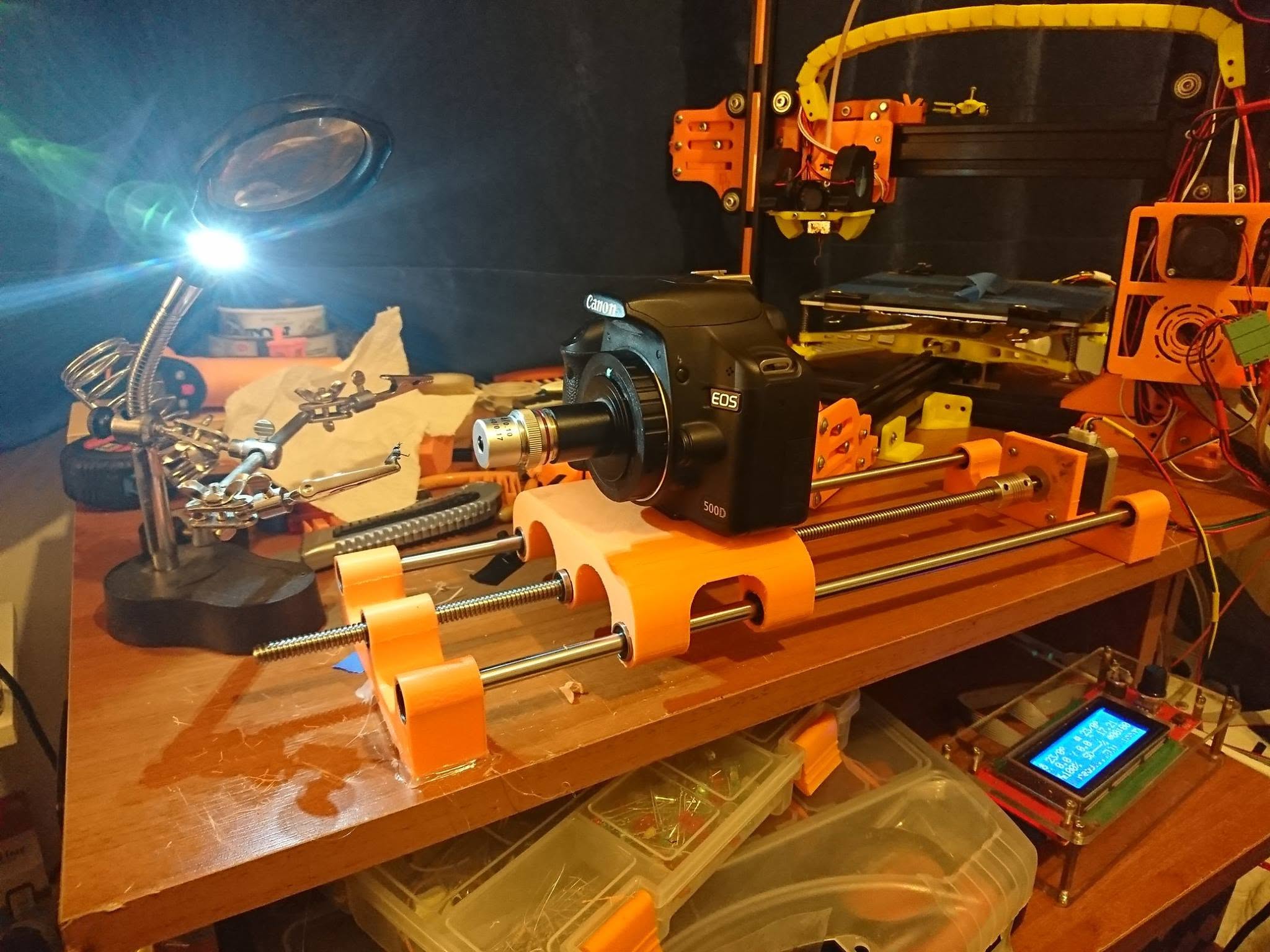 The printed macro rail, with a Canon camera and a microscope objective